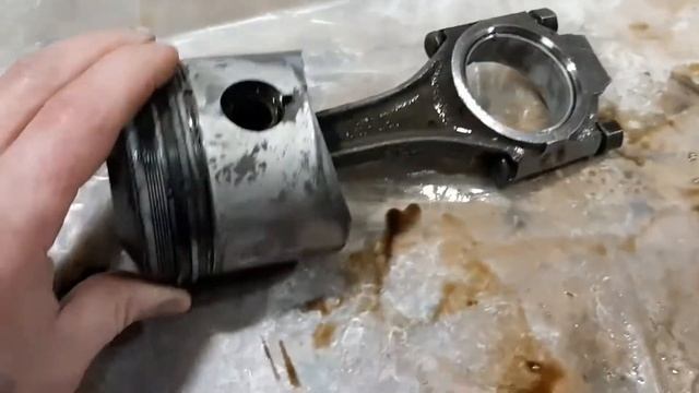 Азелит в деле. Чистка поршневой группы Москвич 412. смотреть онлайн