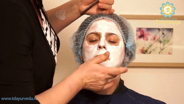 Аюрведа в домашних условиях. Уход за кожей с помощью средств Шахназ Хусейн (часть 2) смотреть онлайн