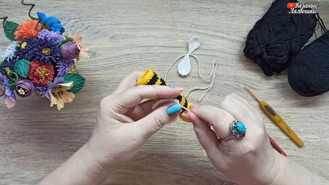 Мк сказка Доктор Айболит//вяжем Осу часть 2//пальчиковый театр смотреть онлайн