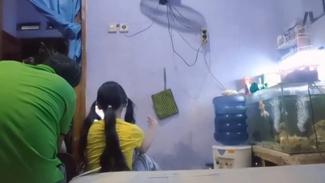 FAMILY LONG HAIRCUT смотреть онлайн