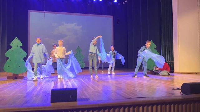 Спектакль-микс сказок Сергея Козлова "Как Ёжик и Медвежонок протирали звёзды" - 2023 смотреть онлайн