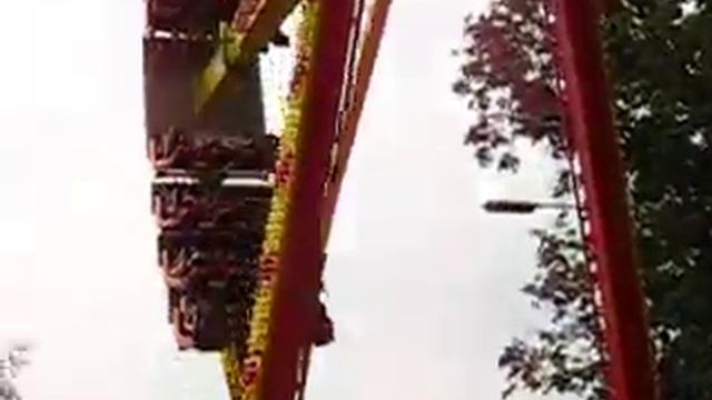 Аттракцион-качель "Марс" смотреть онлайн