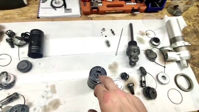 KTM450EXC купил б.у. и проехал 40м/ч. Ревизия на 390м/ч. Необычный способ занизить подвеску на 3 см смотреть онлайн