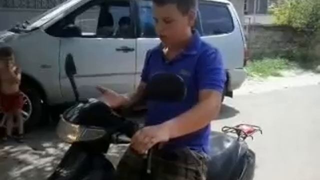 как ездить на скутере смотреть онлайн
