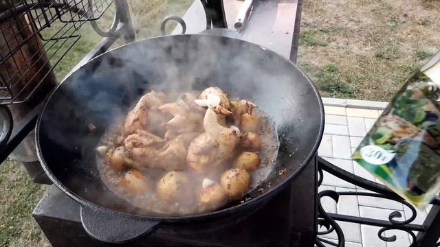 Перепелки, правильное приготовление в казане (с картофелем и шампиньонами) вкусный  сочный рецепт.