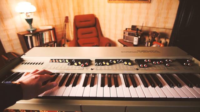 Elektronika EM-141 Venta Analog Organ Synthesizer Soviet Opus USSR keyboard смотреть онлайн