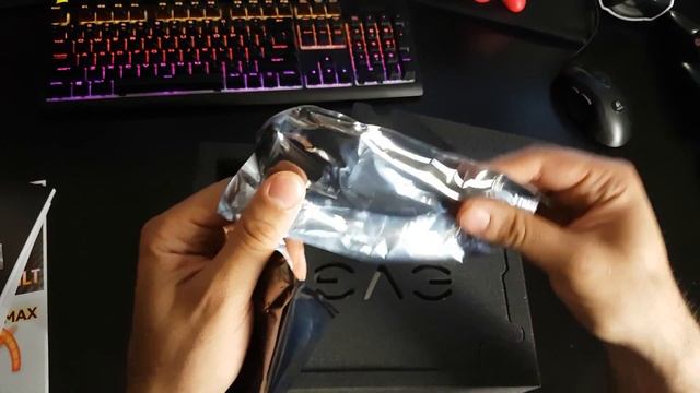 unboxing EVGA GTX 1080Ti (Algérien) смотреть онлайн