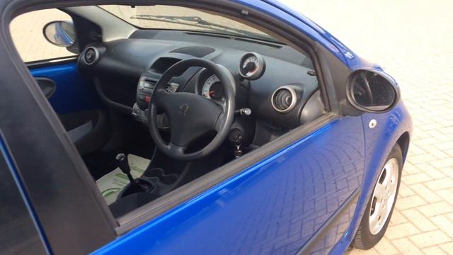 Peugeot 107 1.0 12v Verve 3dr £3295 смотреть онлайн