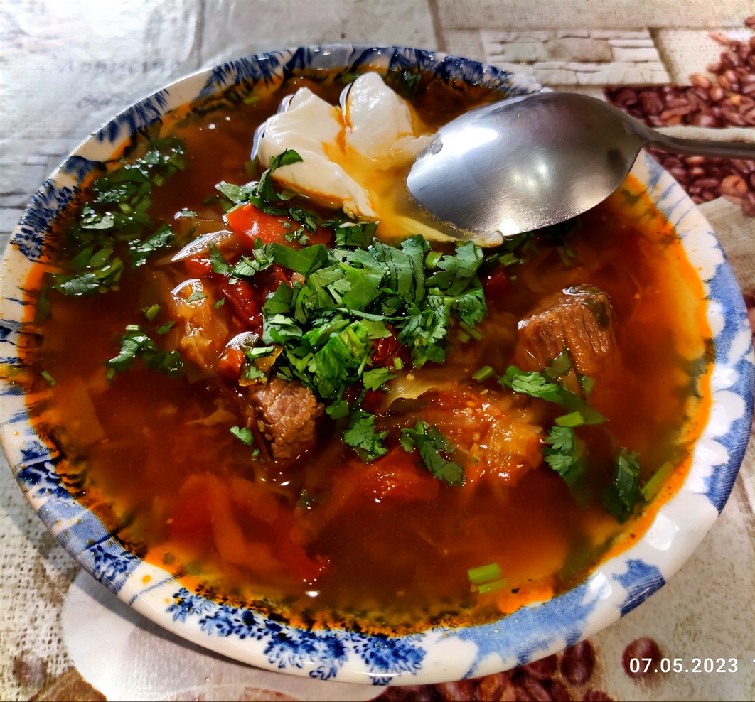 Борщ в мультиварке с говядиной. смотреть онлайн