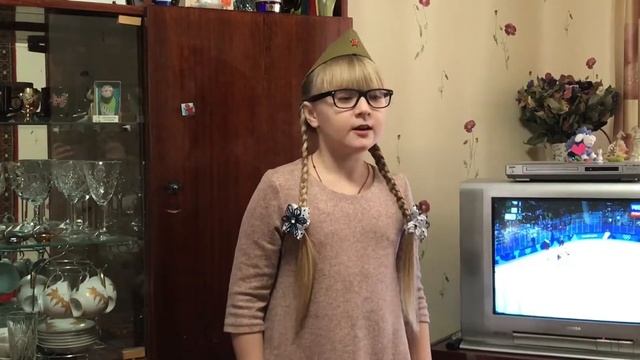 Семьей отмечаем 23 февраля