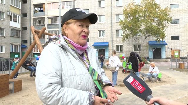 Мэр Олег Имамеев побывал на открытии новой дворовой детской площадки смотреть онлайн