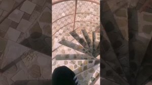 как сделать винтовую лестницу на второй этаж, что нужно знать