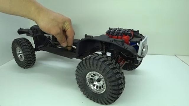 Шасси под кузов Xtra Speed Jeep Wrangle. На мосты TRX4 установлен SSD TRX-4 Axle Portal Delete Kit. смотреть онлайн