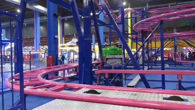 Меджикленд, парк семейного отдыха, Красноярск смотреть онлайн