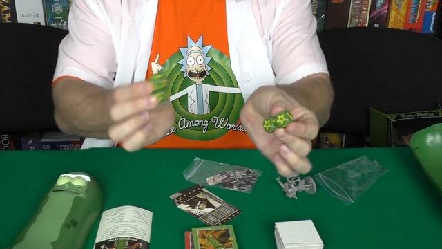 настольная игра "Рик и Морти: Огурчик Рик" (Rick and Morty: The Pickle Rick Game) распаковка смотреть онлайн
