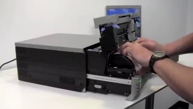 Loading the DNP DS40 Photo Printer смотреть онлайн