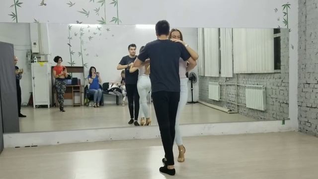 Alex&Natalie Kizomba Tips and Hints | Tango elements in Urban Kiz смотреть онлайн
