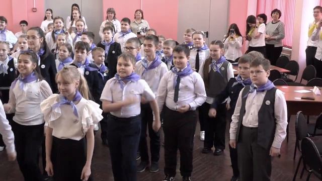 В Кузнецке прошел городской слет "Орлята России" смотреть онлайн