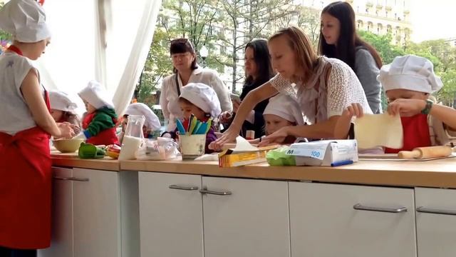 Детский мастеркласс - Московская осень смотреть онлайн