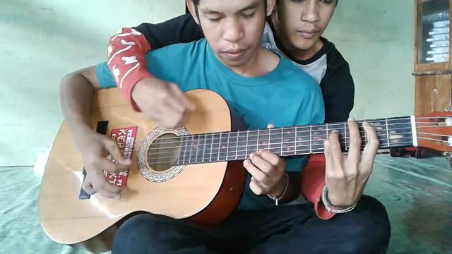 INILAH DEWA GITAR YANG SESUNGGUHNYA LIHAT APA YANG TERJADI..... смотреть онлайн