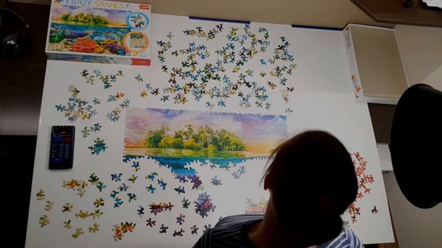 Puzzle time lapse - 600 Trefl - Crazy shapes! Tropical island смотреть онлайн