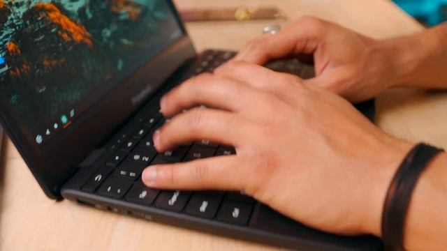 PrimeBook 4G Laptop Unboxing - I Love This - Editing/Gaming? смотреть онлайн