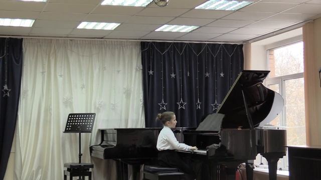 В. Гаврилин "Танцующие куранты" смотреть онлайн