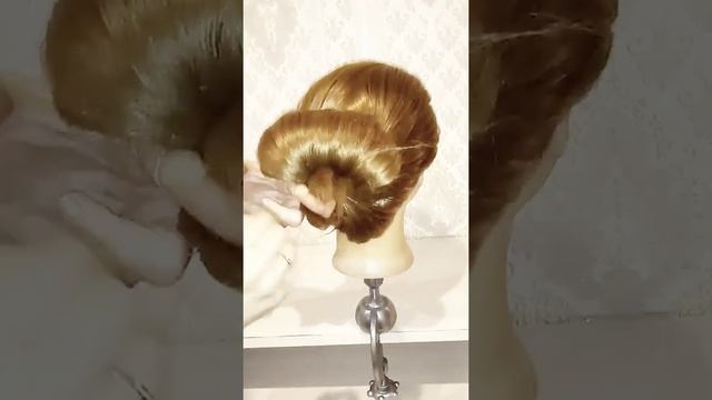 ?? ЛЁГКАЯ И БЫСТРАЯ ПРИЧЕСКА ЗА 1 МИНУТУ ? ПУЧОК В ШКОЛУ?Прическа для новичков и для ленивых? смотреть онлайн
