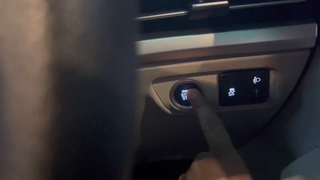Car inverter from Kia to charge laptop and other gadgets on the go. A must for travel vloggers. смотреть онлайн