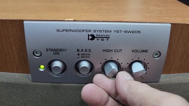 Đã bán.. Sub điện Yamaha YST SW205 đẹp keng - bass 20 đánh mềm sâu tròn tiếng смотреть онлайн