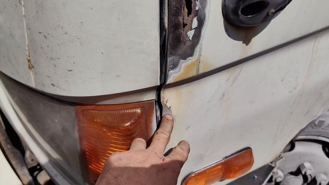взялся за всё подряд смотреть онлайн
