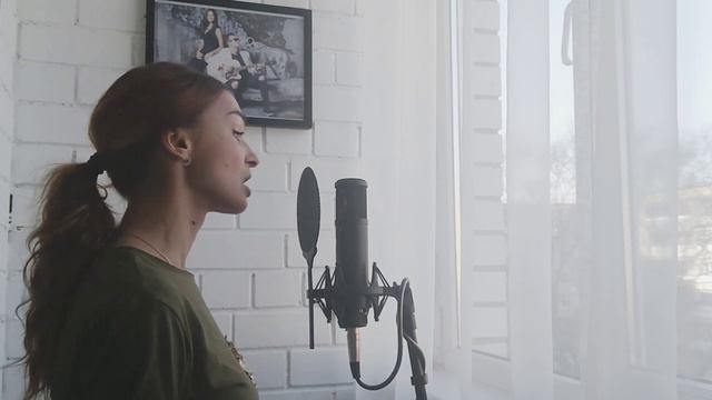 Ed Sheeran - Perfect (cover video by Anita) смотреть онлайн