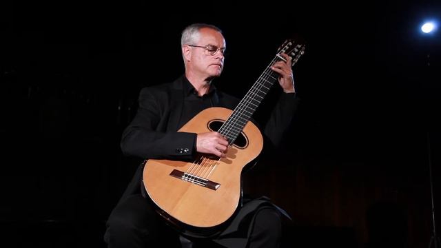 Janez Gregorič plays 5 Elegía by J. Gregorič on the Kreul-Carlevaro seven-string guitar смотреть онлайн