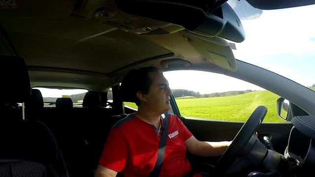 Renault Kadjar 1.7 dCi - New Diesel, New Life смотреть онлайн