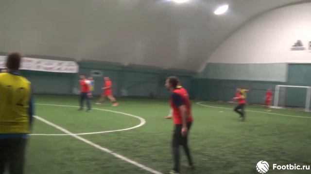 FOOTBIC.RU. Видеообзор 16.09.2017 (Метро Марьина Роща). Любительский футбол смотреть онлайн