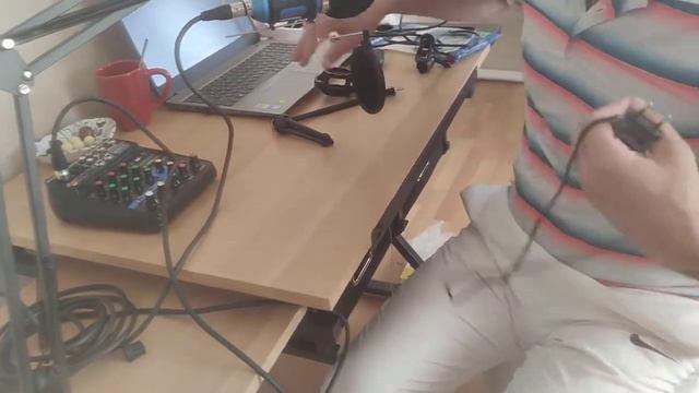 Youtuber Mikrofon Setini kurulumu Lastvoice BM800 Mikrofon Phantomlu Mikser + Stand + Shock Mount смотреть онлайн