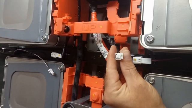 перепаковка батарей ниссан лиф, часть 1 смотреть онлайн