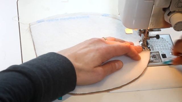 DIY CUTE KIDS BACKPACK // Tutorial fast making // EASY SEWING смотреть онлайн