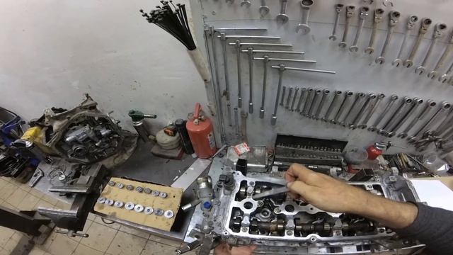 NISSAN XTRAIL Т31 жрет масло. Попытка ремонта MR20DE . смотреть онлайн