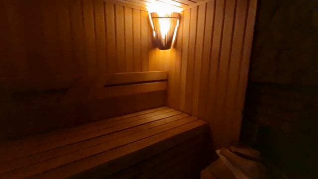 ВЕЛИКОЛЕПНАЯ УСАДЬБА В АНАПЕ / БАССЕЙН, САД, ГОЛУБЫЕ ЕЛИ... смотреть онлайн