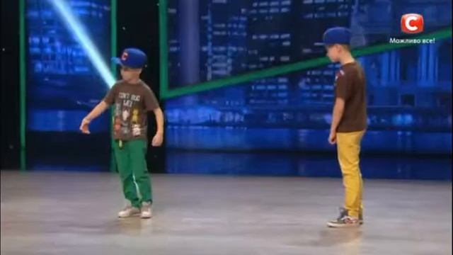 Сильный батл братьев-крамперов. смотреть онлайн