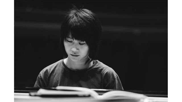 Yuja Wang plays Beethoven Piano Concerto No. 2 Op. 19 (2017) смотреть онлайн