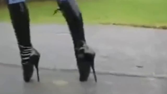 я иду такая вся Верка Сердючка.