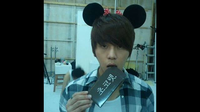 [BEAST/B2ST] JunHyung + YoSeob - Thanks To [Romanization+Eng Subs] смотреть онлайн