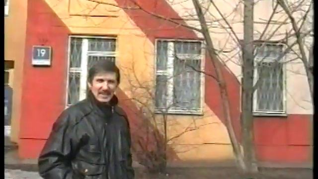 Март 2004 школьный двор смотреть онлайн