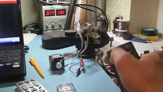 управление шаговым двигателем с помощью ИК смотреть онлайн