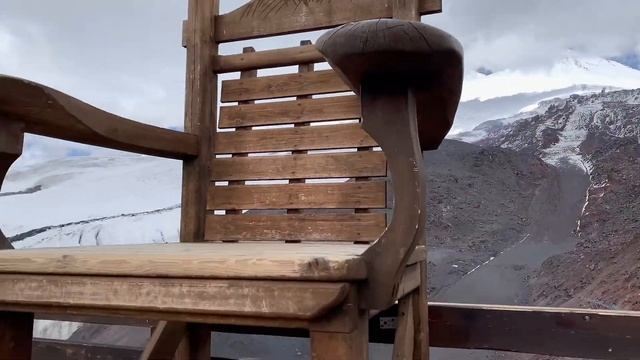 Из Кисловодска на Эльбрус. Где остановится с кайфом?) смотреть онлайн
