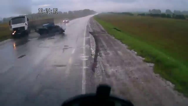 Фатальная авария смотреть онлайн