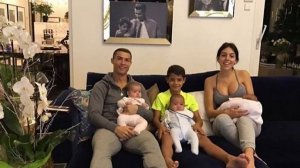 Сколько на самом деле детей у Криштиану Роналду