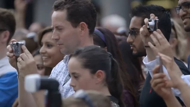 Covent Garden Dancing Flashmob - Amazing London Proposal смотреть онлайн